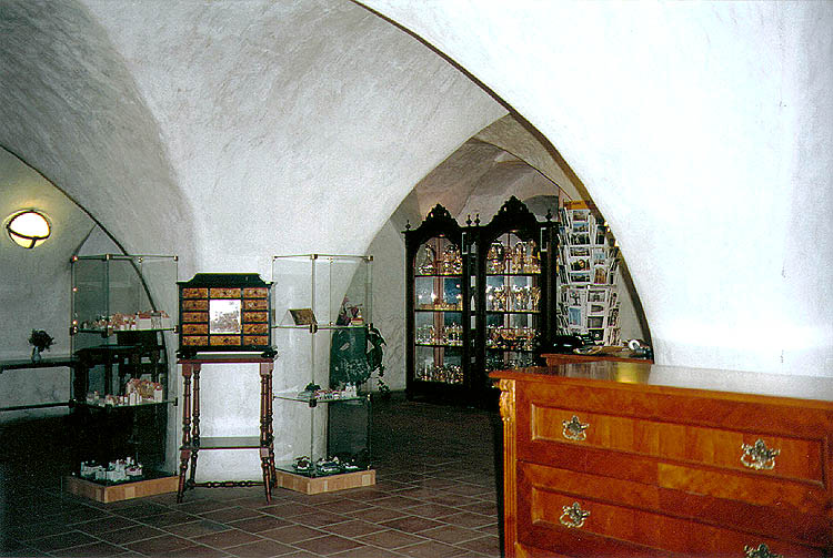 Souvenir Exkluziv, shop interior