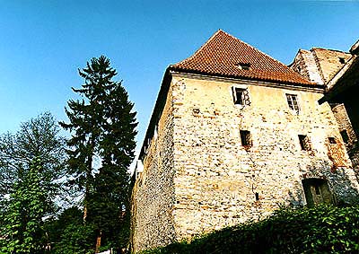 Schloss Nr. 196, Stirnseite des Objektes auf der Nordseite 