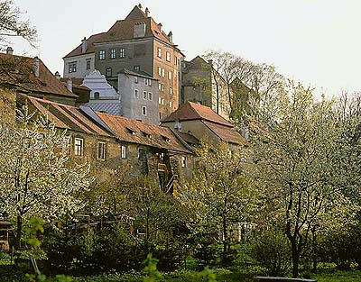 Burg und Schloss Český Krumlov, Obere Burg von der Nordseite, foto:  Libor Sváček 