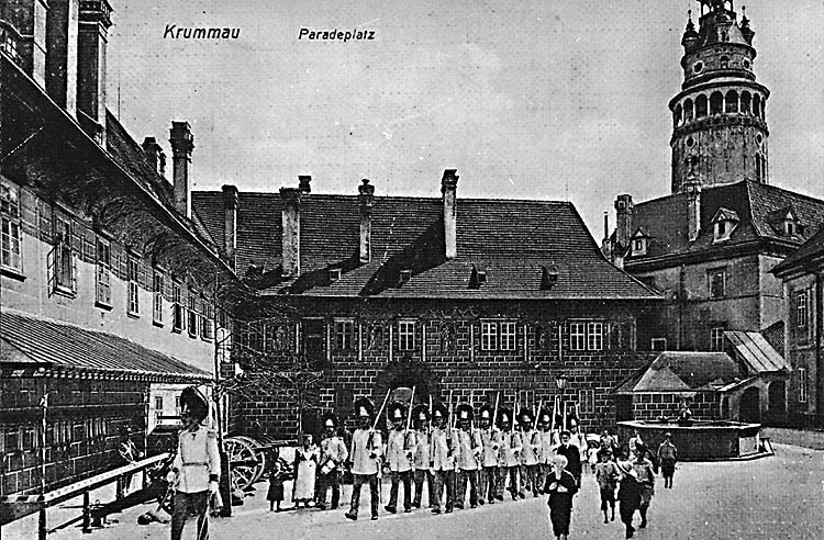 Zámek č. p. 59 - Nové purkrabství, budova na II. zámeckém nádvoří,foto z počátku 20. století