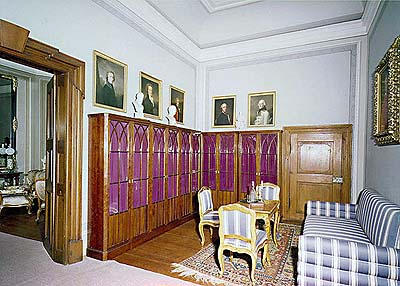 Český Krumlov Castle, suite of Princess Eleonora von Schwarzenberg, personal library of the Princess 