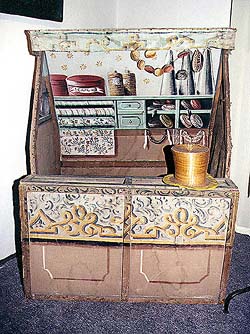 Equipment of Castle Theatre in Český Krumlov, prop shopkeeper's wagon 