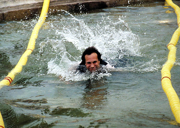 Český Krumlov, celebration of the re-opening of the Castle Cascade Fountain 3. August 1998, fountain swimmer Ondřej Macek
