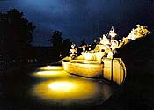 Český Krumlov, oslava obnovení zámecké kaskádové fontány 3.8.1998, boční pohled 