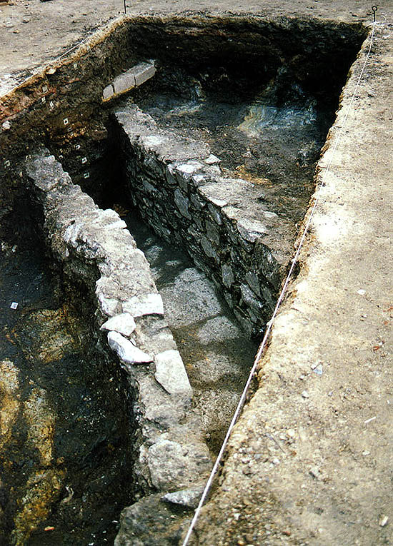 Archeological research on 2nd courtyard of Český Krumlov Castle
