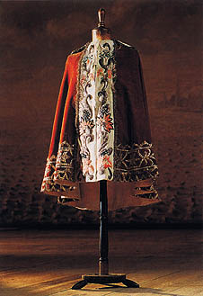 Castle Theatre in Český Krumlov, Cloak - costume fromthe first half of the 18. century, 1999, foto: Věroslav Škrabánek 