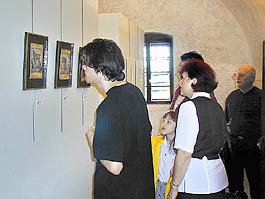 Galerie der tschechischen Kultur in Máselnice (Schmalzkasten), Eröffnung eines neuen Jahrgangs von Ausstellungen der Agentur des tschechischen Keramikdesigns, 1.5.2001, Foto: Lubor Mrázek 